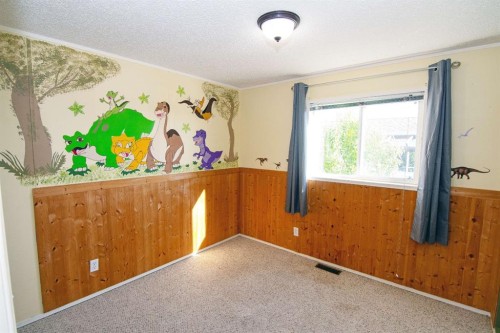 10 Westmount Drive, Cayley, AB - Indoor Photo Showing Other Room