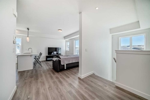 41-2117 81 Street Sw, Calgary, AB - Indoor