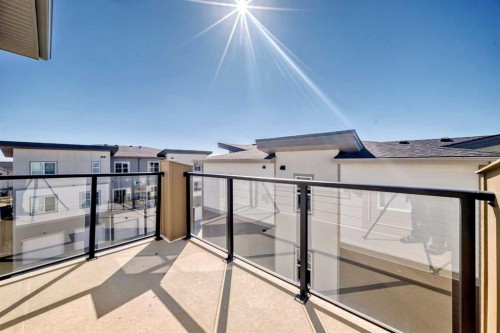 41-2117 81 Street Sw, Calgary, AB - Outdoor With Balcony With Exterior