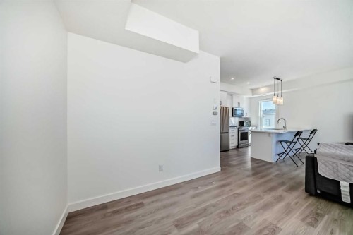 41-2117 81 Street Sw, Calgary, AB - Indoor