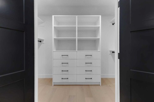 9419 Academy Drive Se, Calgary, AB - Indoor