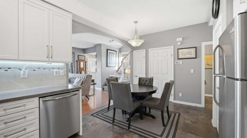 1-2 Hinshaw Drive, Sylvan Lake, AB - Indoor