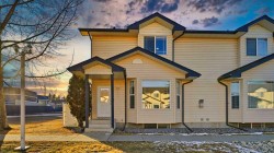 1-2 Hinshaw Drive  Sylvan Lake, AB T4S 2J2