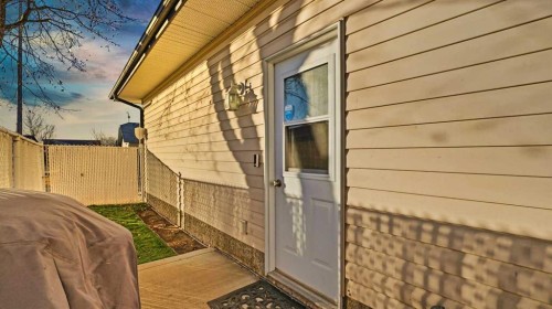 1-2 Hinshaw Drive, Sylvan Lake, AB - Outdoor With Exterior