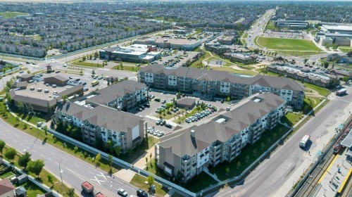 1419-6118 80 Avenue Ne, Calgary, AB - Outdoor With View