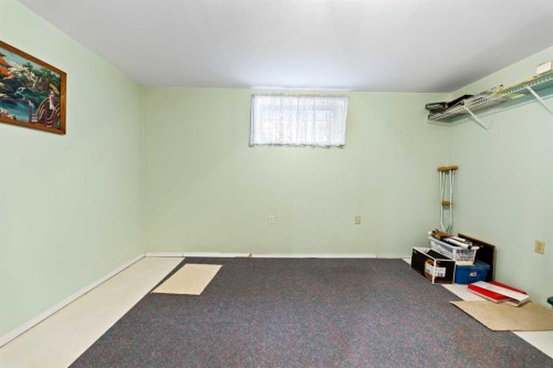 158 Somerglen Road Sw, Calgary, AB - Indoor Photo Showing Other Room