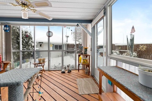 158 Somerglen Road Sw, Calgary, AB - 