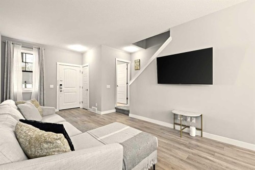 410 Cranbrook Walk Se, Calgary, AB - Indoor