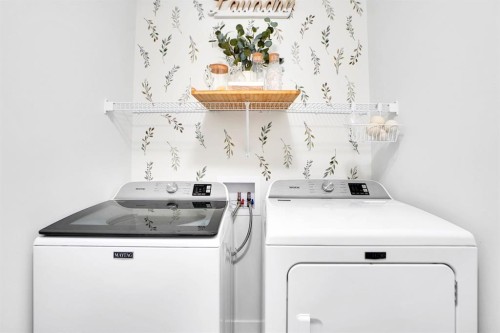 40 Belmont Heath Sw, Calgary, AB - Indoor Photo Showing Laundry Room