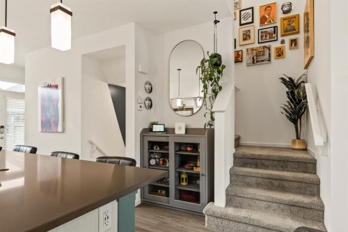 137 Mahogany Drive Se, Calgary, AB - Indoor Photo Showing Other Room