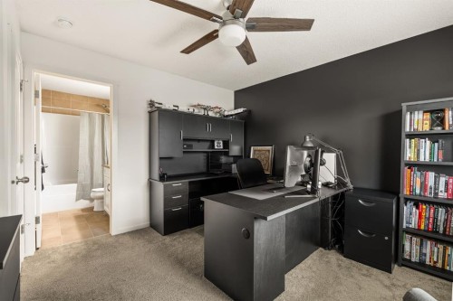137 Mahogany Drive Se, Calgary, AB - Indoor