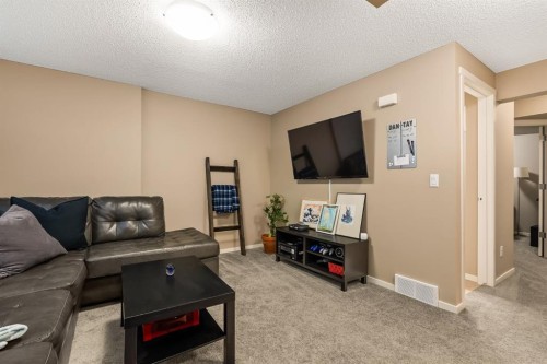 137 Mahogany Drive Se, Calgary, AB - Indoor