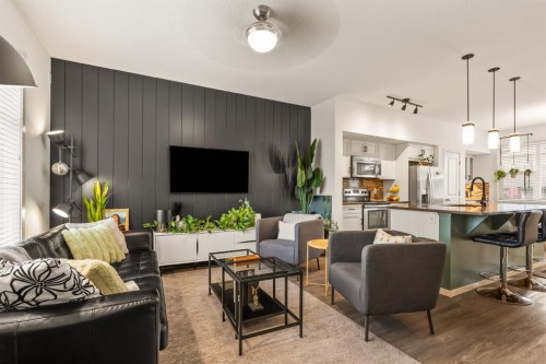 137 Mahogany Drive Se, Calgary, AB - Indoor Photo Showing Living Room