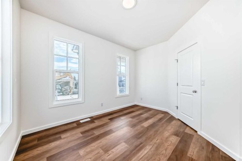 270 Sora Way Se, Calgary, AB - Indoor Photo Showing Other Room