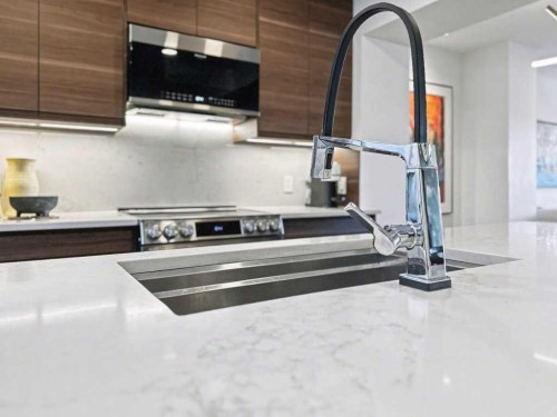 14 Aspen Hills Terrace Sw, Calgary, AB - Indoor Photo Showing Kitchen With Double Sink