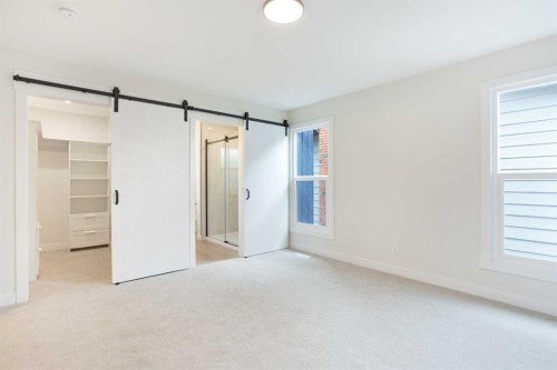 24 Hawkwood Crescent Nw, Calgary, AB - Indoor Photo Showing Other Room