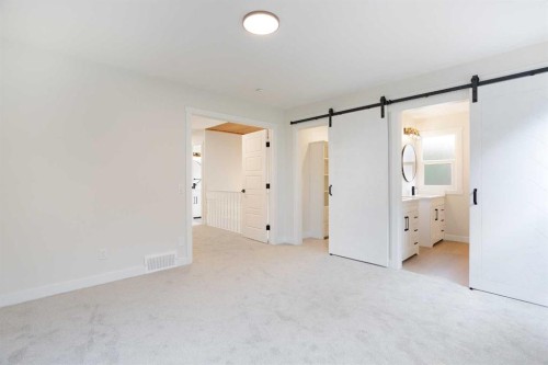 24 Hawkwood Crescent Nw, Calgary, AB - Indoor Photo Showing Other Room