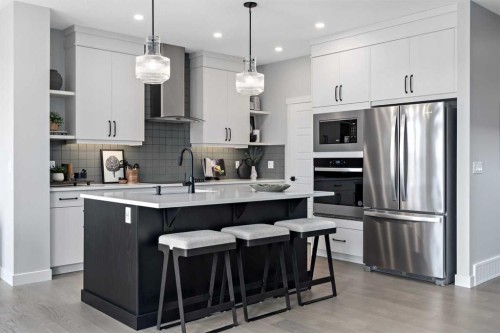 36 Creekstone Grove Sw, Calgary, AB - Indoor Photo Showing Kitchen With Upgraded Kitchen