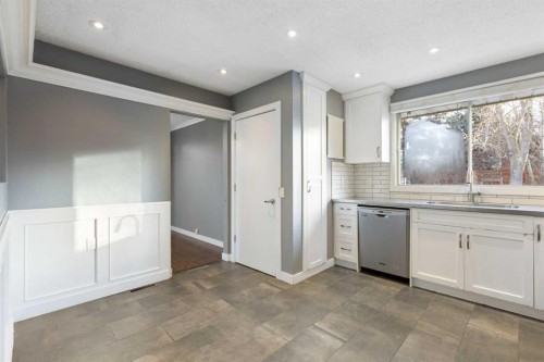 159 Brookgreen Drive Sw, Calgary, AB - Indoor Photo Showing Kitchen