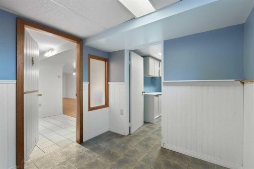 159 Brookgreen Drive Sw, Calgary, AB - Indoor Photo Showing Other Room