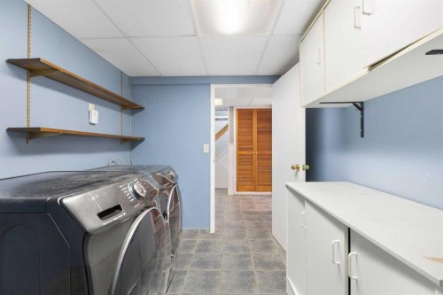 159 Brookgreen Drive Sw, Calgary, AB - Indoor Photo Showing Laundry Room