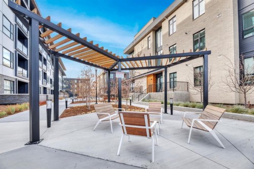 302-105 Lebel Crescent Nw, Calgary, AB - Outdoor With Exterior