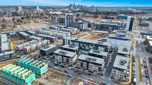 302-105 Lebel Crescent Nw, Calgary, AB - Outdoor With View