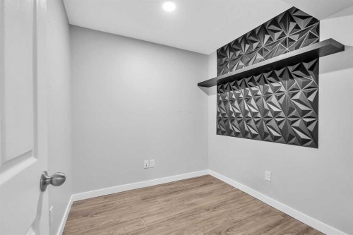 381 Legacy Boulevard Se, Calgary, AB - Indoor Photo Showing Other Room