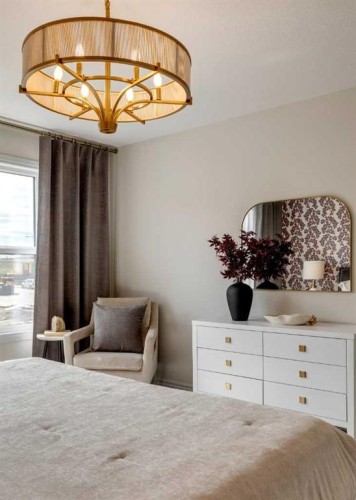 177 Mitchell Road Nw, Calgary, AB - Indoor Photo Showing Bedroom