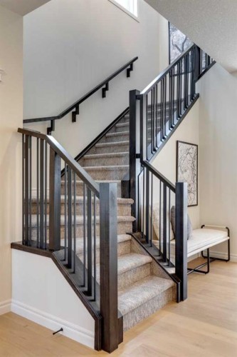 177 Mitchell Road Nw, Calgary, AB - Indoor Photo Showing Other Room