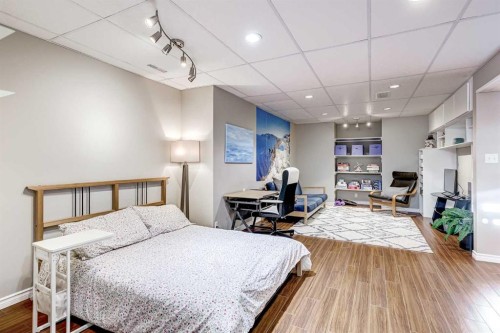 157 Arbour Crest Road Nw, Calgary, AB - Indoor Photo Showing Bedroom