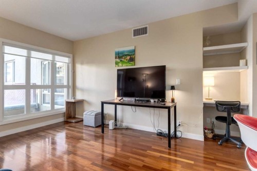 219-1110 3 Avenue, Calgary, AB - Indoor