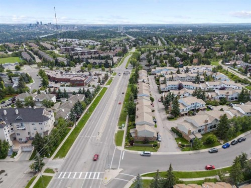 22 Coachway Gardens Sw, Calgary, AB - Outdoor With View
