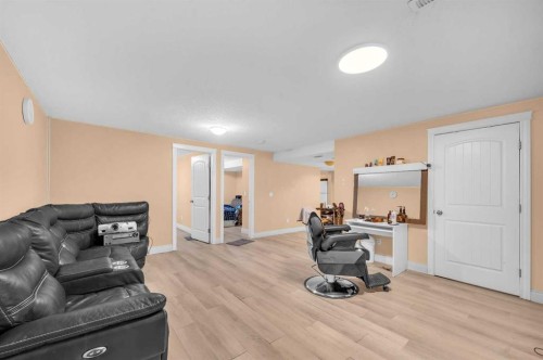 48 Faldale Close Ne, Calgary, AB - Indoor