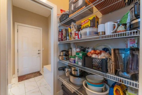 1241 Westmount Drive, Strathmore, AB - Indoor