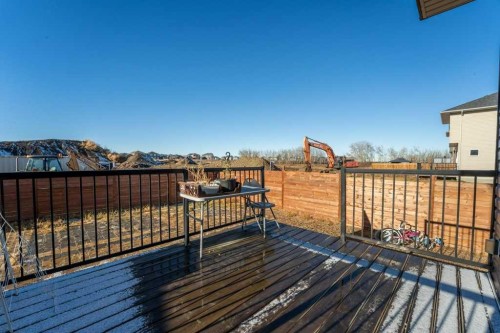 1241 Westmount Drive, Strathmore, AB - Outdoor With Exterior