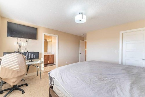 1241 Westmount Drive, Strathmore, AB - Indoor Photo Showing Bedroom