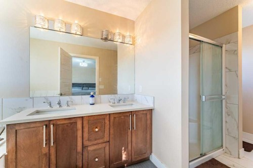 1241 Westmount Drive, Strathmore, AB - Indoor Photo Showing Bathroom