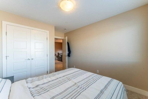 1241 Westmount Drive, Strathmore, AB - Indoor Photo Showing Bedroom