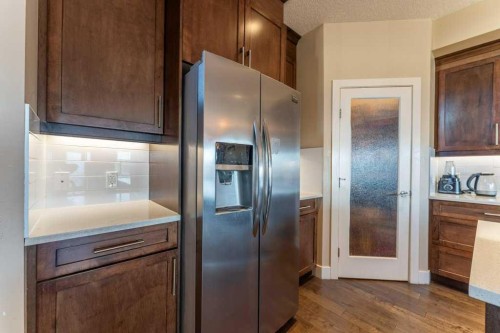 1241 Westmount Drive, Strathmore, AB - Indoor Photo Showing Kitchen
