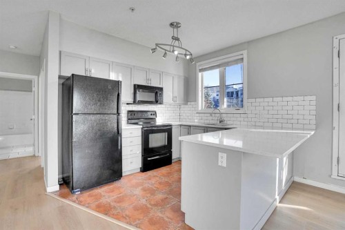 1119-333 Taravista Drive Ne, Calgary, AB - Indoor Photo Showing Kitchen