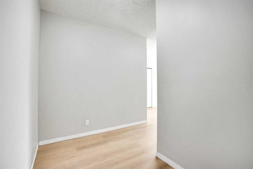 1119-333 Taravista Drive Ne, Calgary, AB - Indoor Photo Showing Other Room