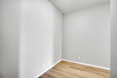 1119-333 Taravista Drive Ne, Calgary, AB - Indoor Photo Showing Other Room
