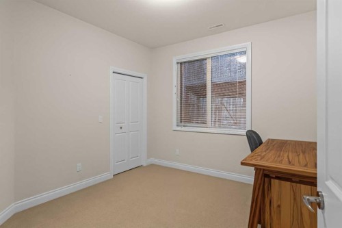 4 Prospect Close, Canmore, AB - Indoor Photo Showing Other Room