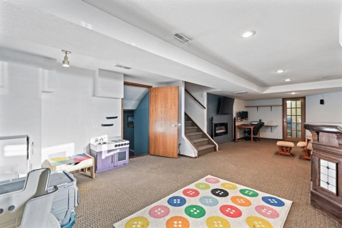 123 Mckerrell Crescent Se, Calgary, AB - Indoor Photo Showing Other Room