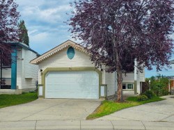 94 Hidden Spring Green NW Calgary, AB T3A 5N1