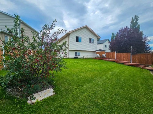 94 Hidden Spring Green Nw, Calgary, AB - Outdoor