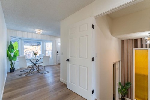 344 Templeview Drive Ne, Calgary, AB - Indoor Photo Showing Other Room