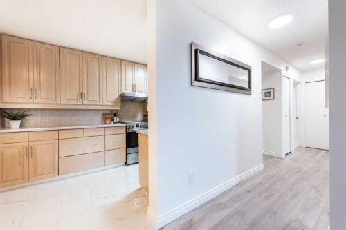 311-9800 Horton Road Sw, Calgary, AB - Indoor