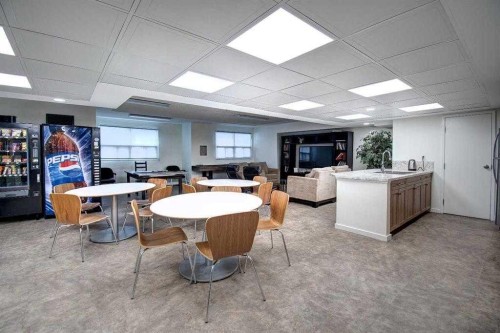 311-9800 Horton Road Sw, Calgary, AB - Indoor